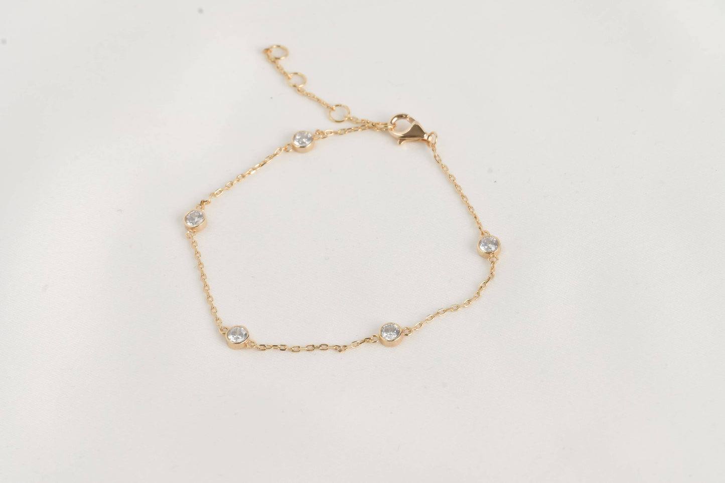 Silver Diamond Bracelet - Bezel Bracelet - Clover Bracelet
