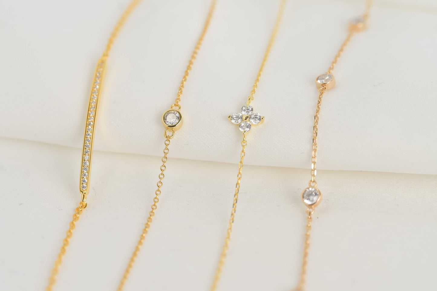 Silver Diamond Bracelet - Bezel Bracelet - Clover Bracelet