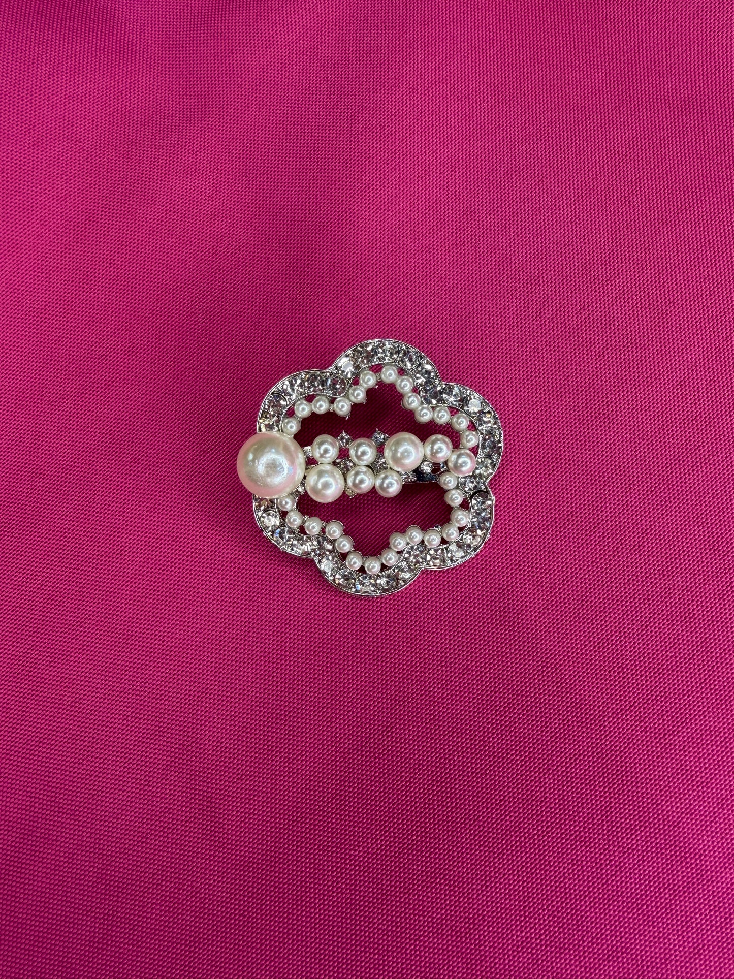 Pearl Flower Brooch