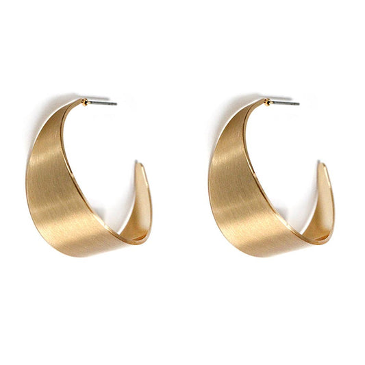 Matte Gold Curved 1.25" Earring