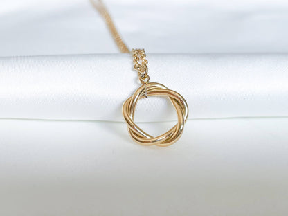 Twisted Circle Necklace - Vintage Style Ring Necklace
