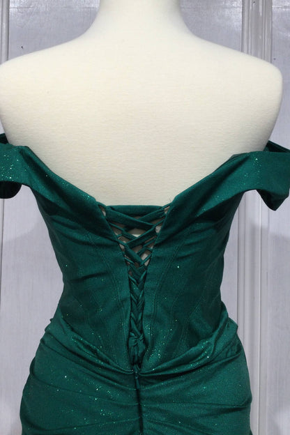 GLITTER OFF THE SHOULDER FITTED CORSET GOWN: 6 / EMERALD