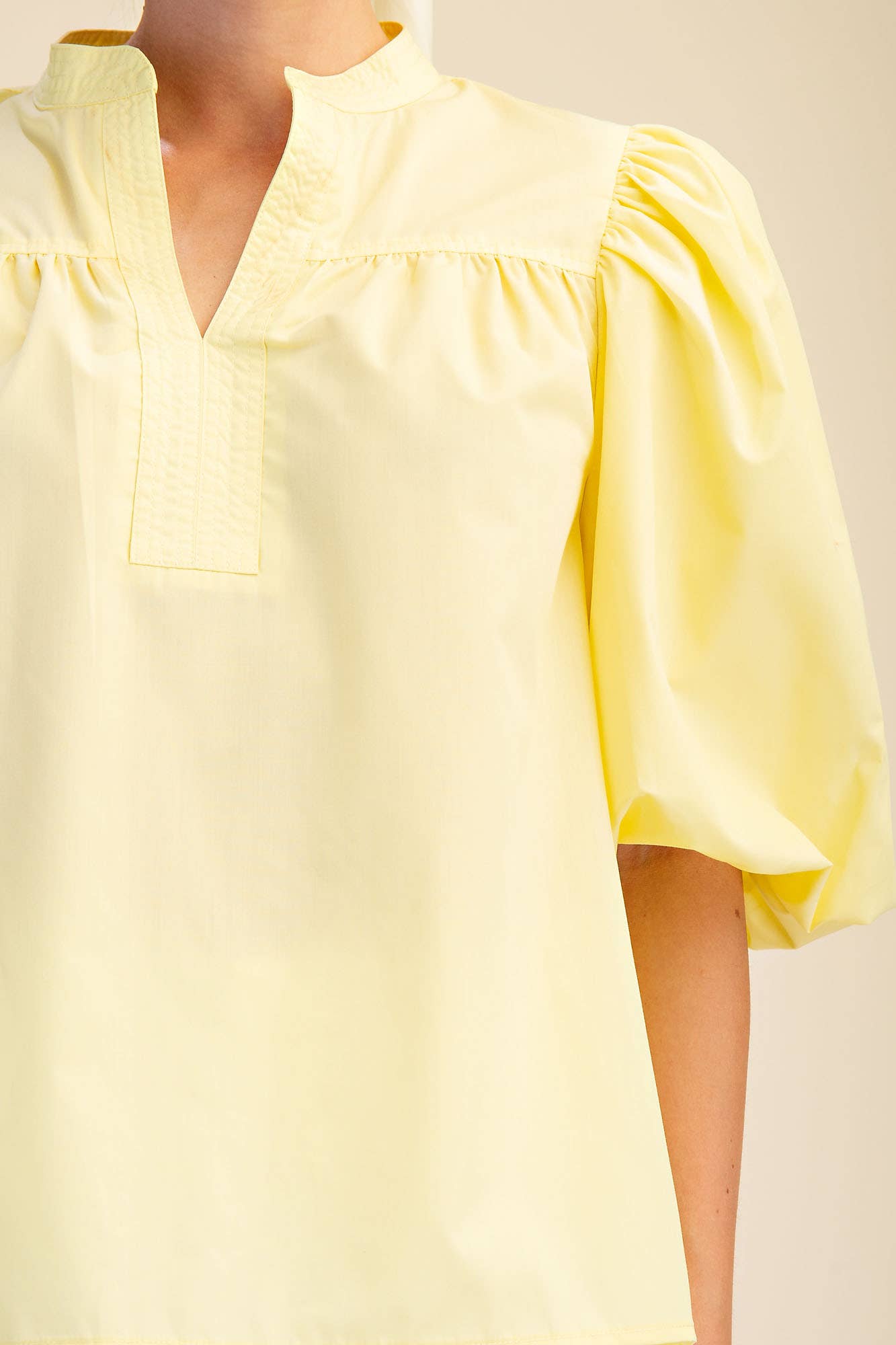 V-Neck Bubble Sleeve Poplin Top