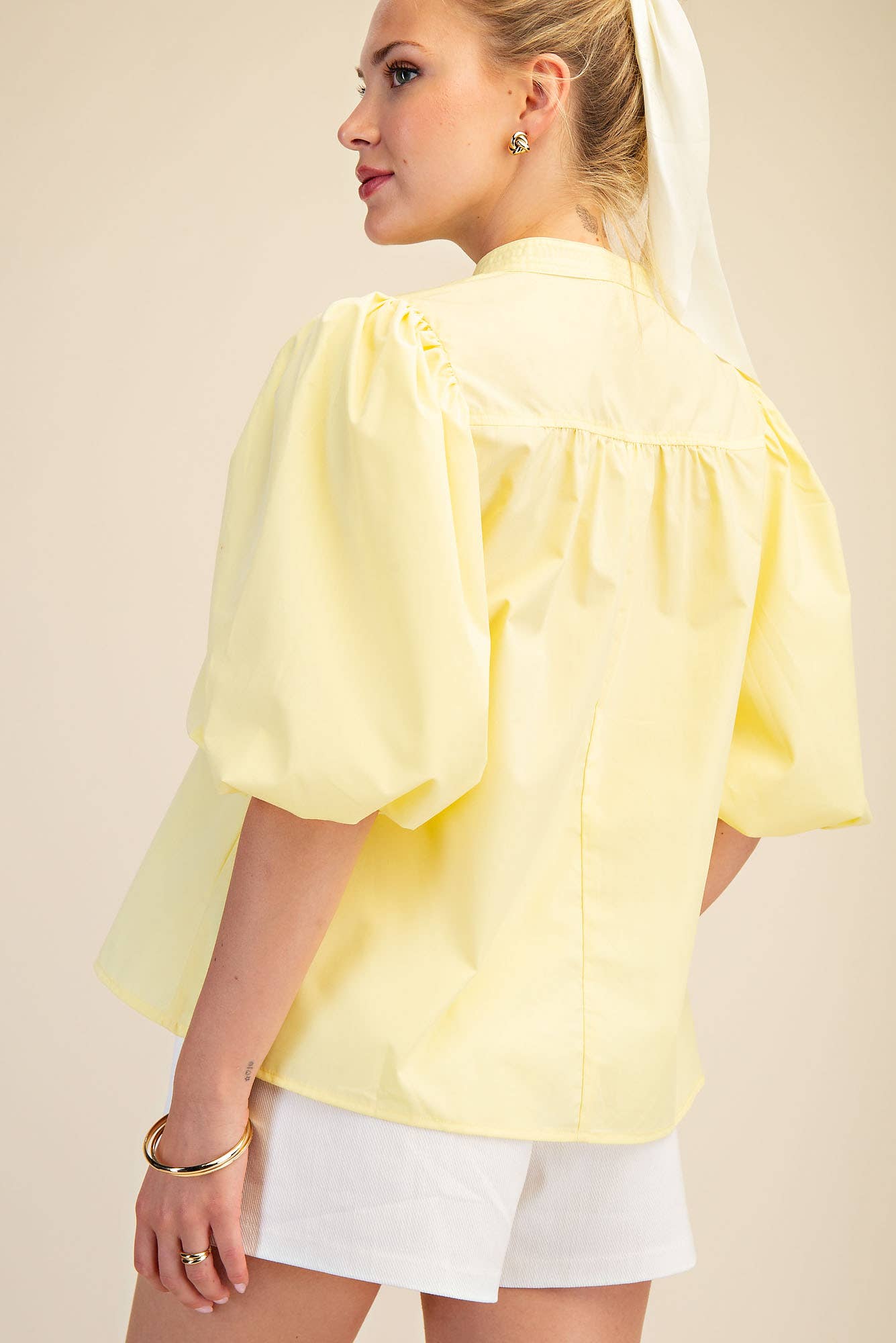 V-Neck Bubble Sleeve Poplin Top