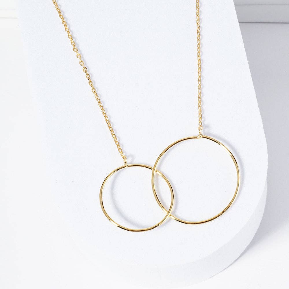 Interlocking Circle 16"-18" Necklace