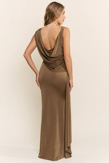 MF23302 SLEEVELESS ASYMMETRICAL BACK MAXI DRESS