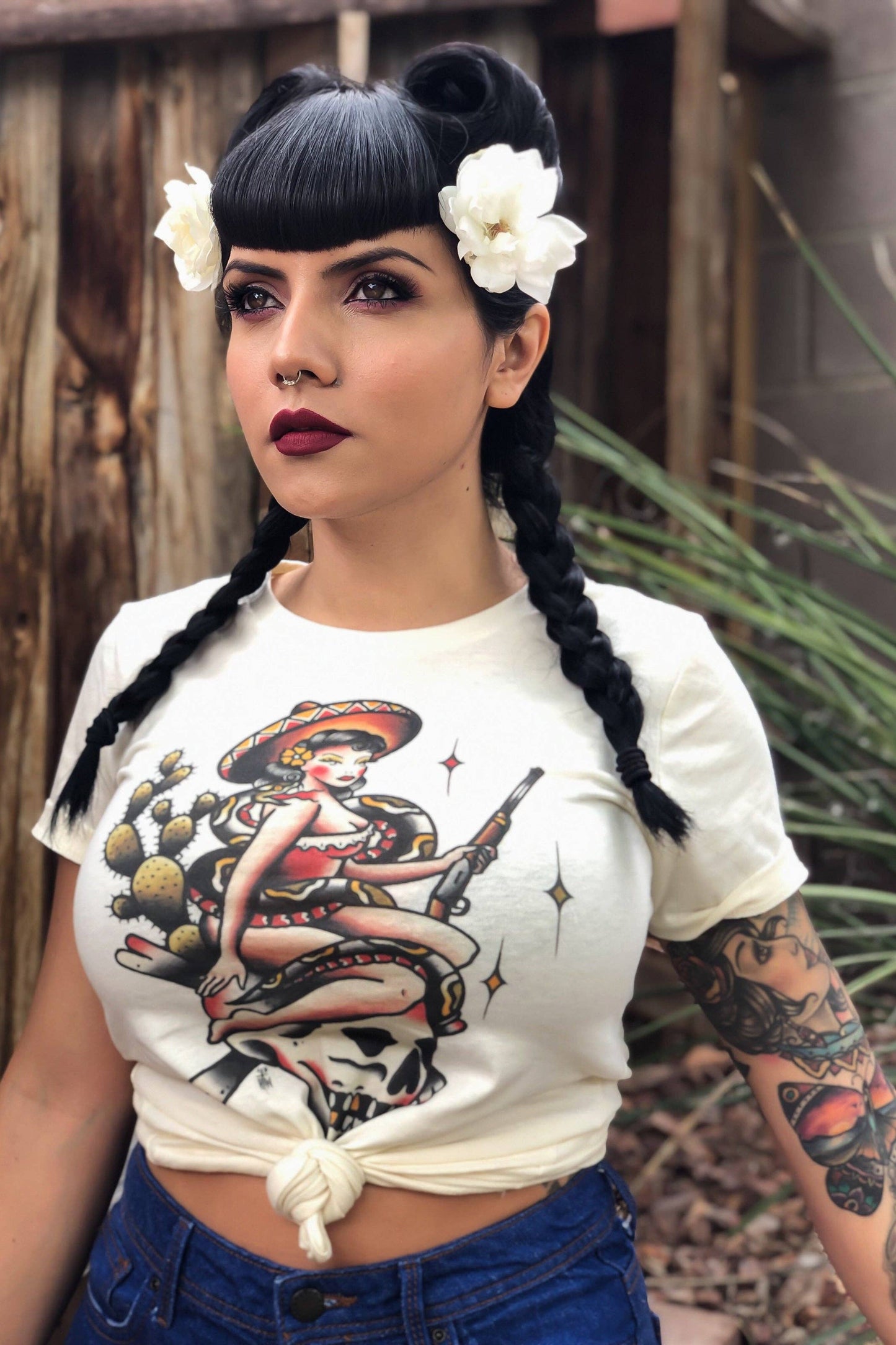 La Valiente Fitted Tee in Ivory