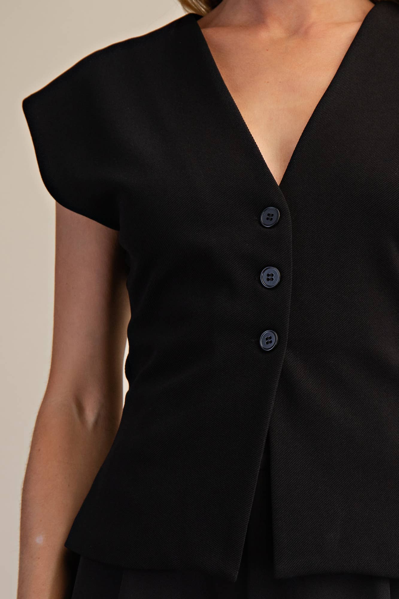 V-Neck Fitted Waist Vest Top