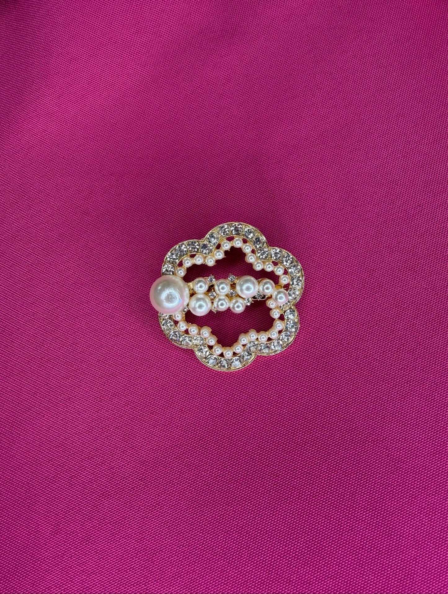Pearl Flower Brooch