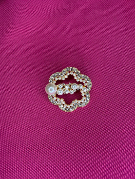 Pearl Flower Brooch
