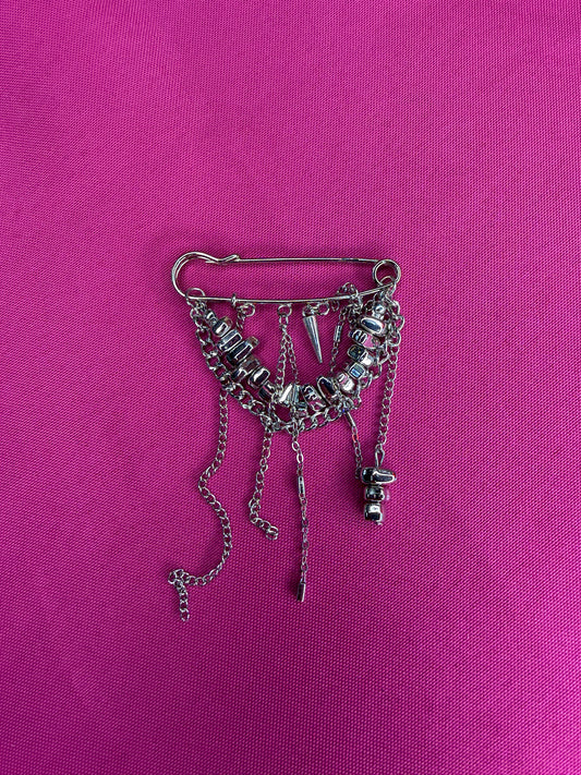 Chain Tassel Layer Brooch