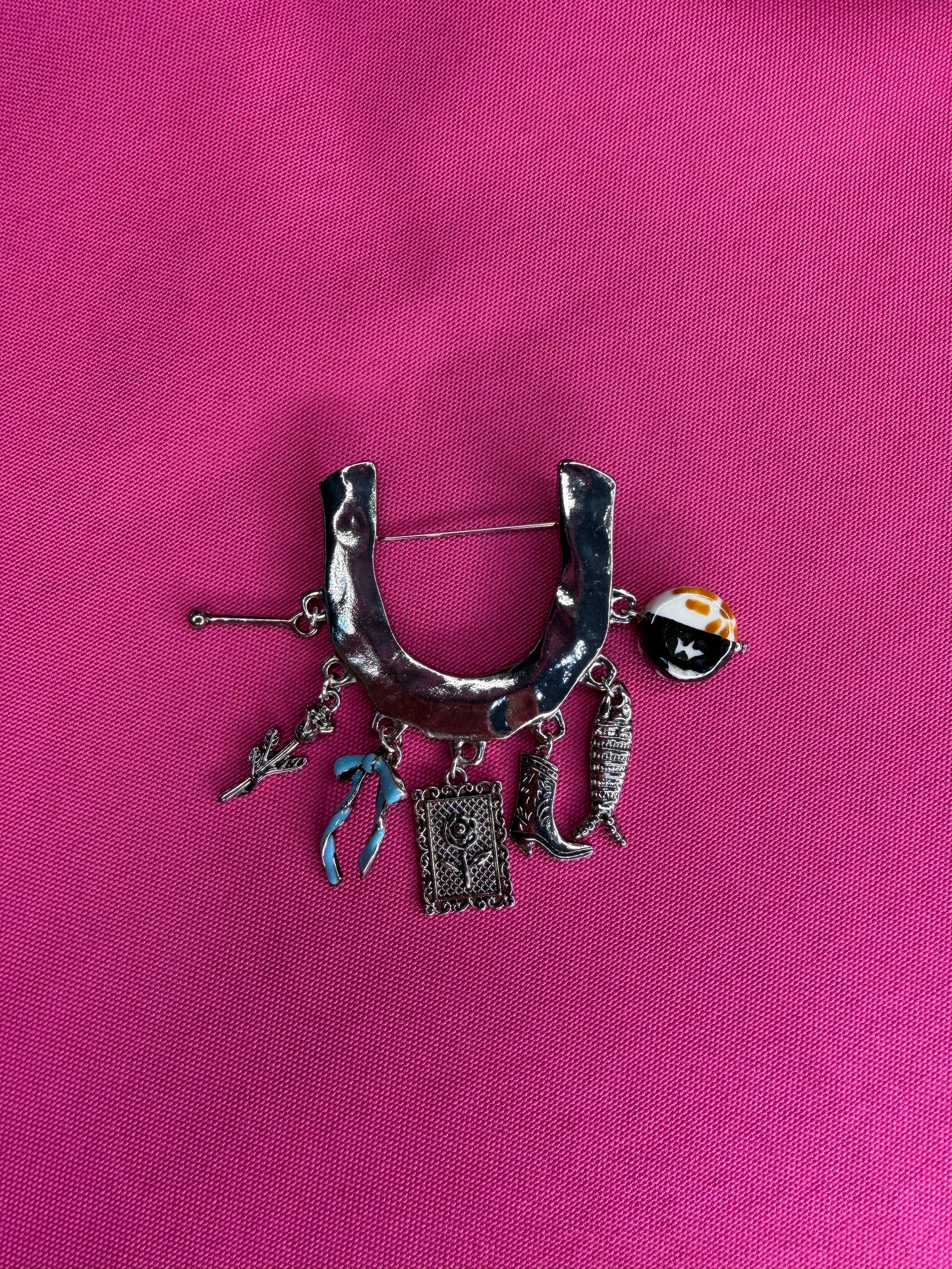 Charm Horseshoe Brooch