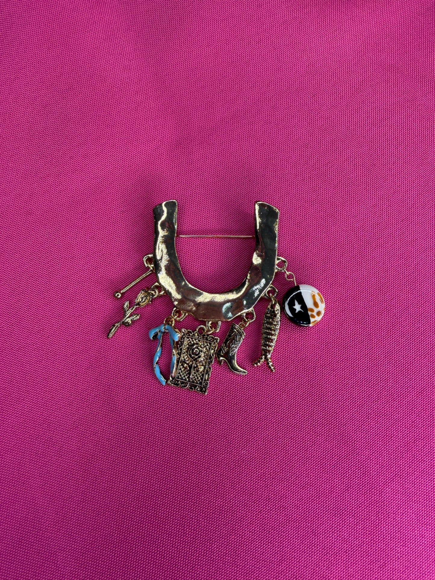 Charm Horseshoe Brooch