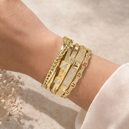 Multi-Cuff with Chain Closure