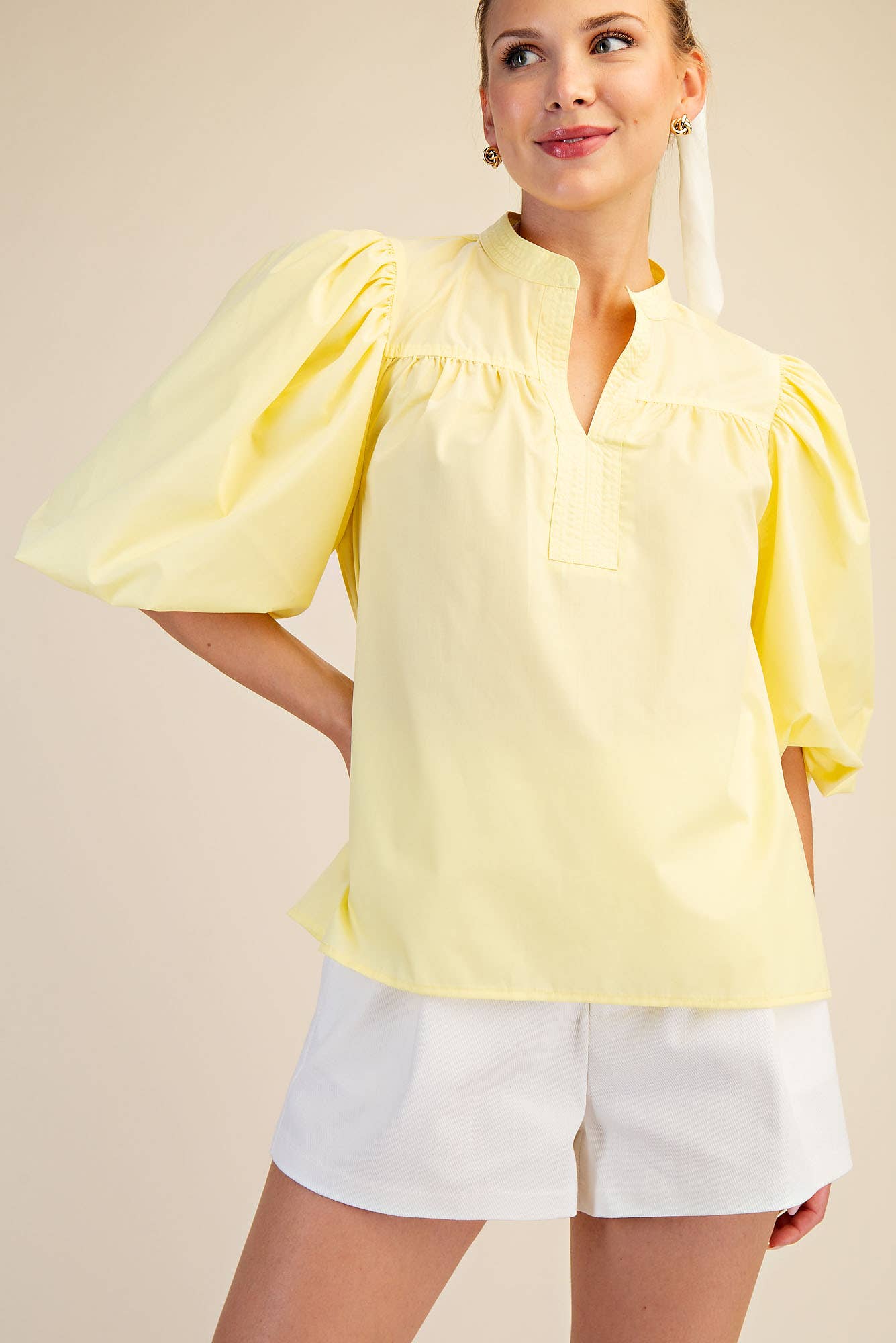 V-Neck Bubble Sleeve Poplin Top
